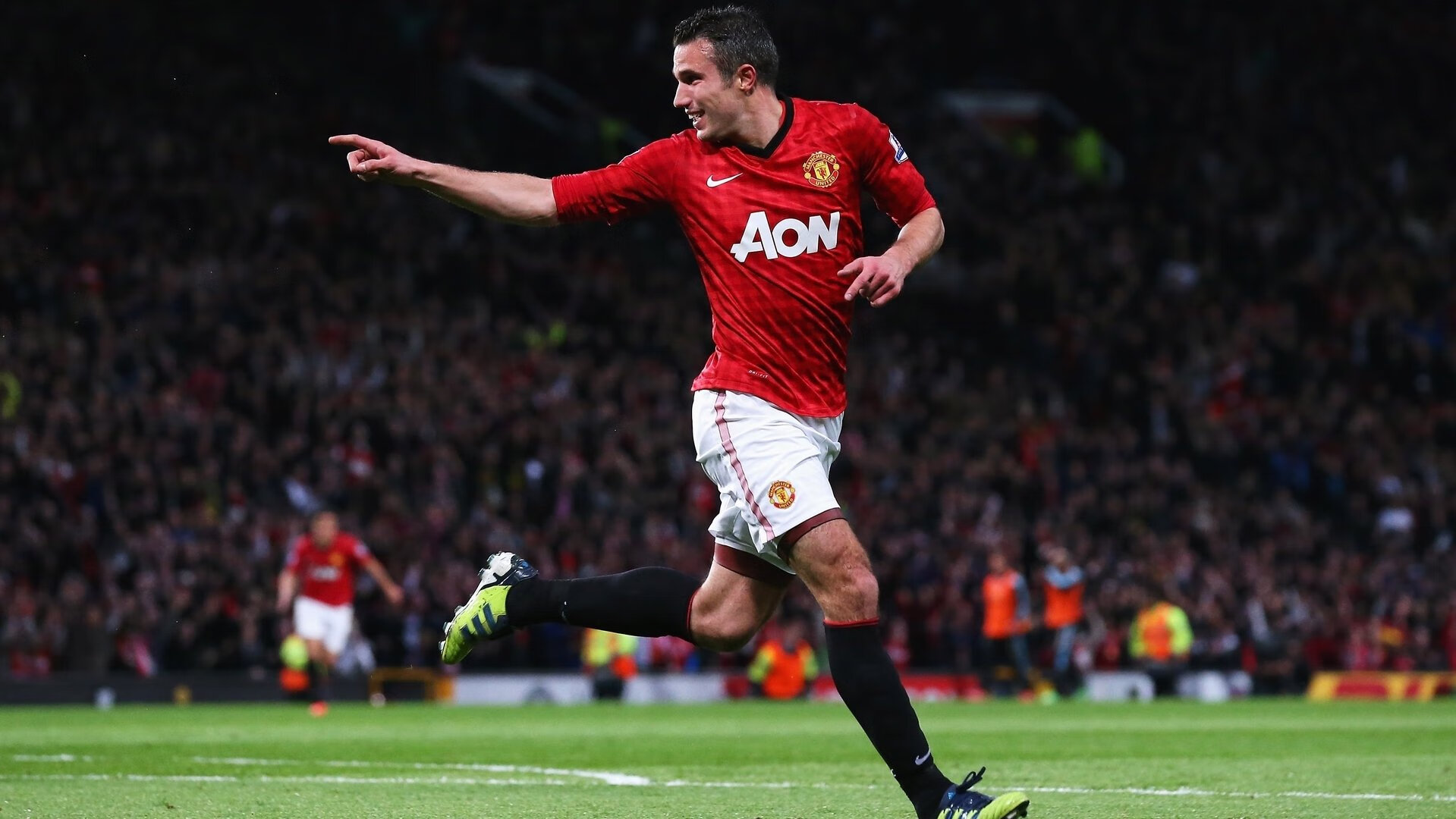 开云体育登录-曼城强势拿下拉齐奥，C罗贡献制胜表现，当传奇在蓝月下闪耀