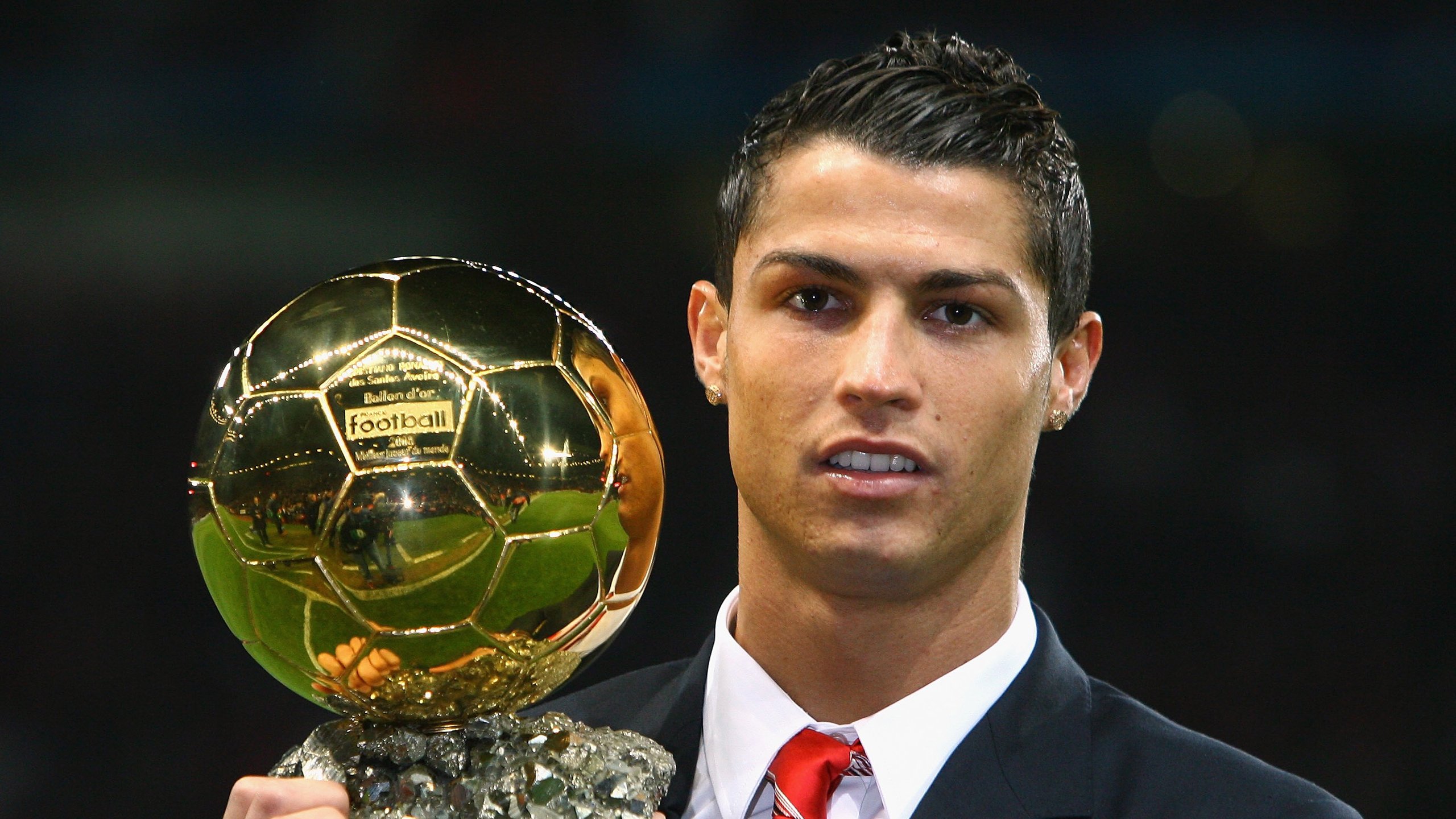 开云体育世界杯-年度焦点之战之夜,锡安比赛走势一手掌控